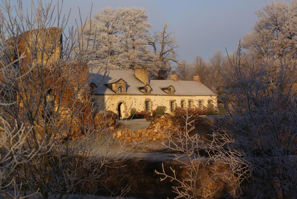 Bed and Breakfast Chateau De La Chasse-Guerre Hardanges Exteriér fotografie