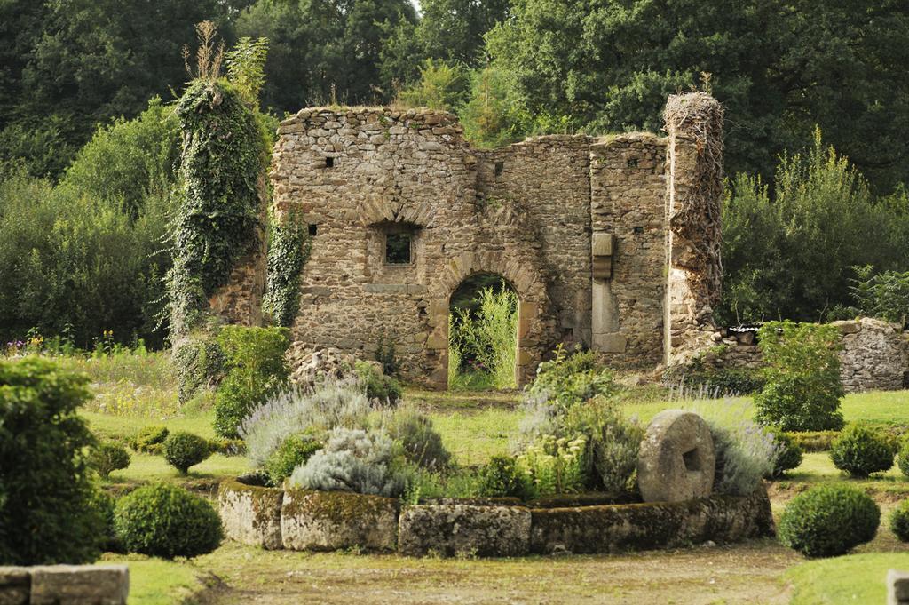 Bed and Breakfast Chateau De La Chasse-Guerre Hardanges Exteriér fotografie